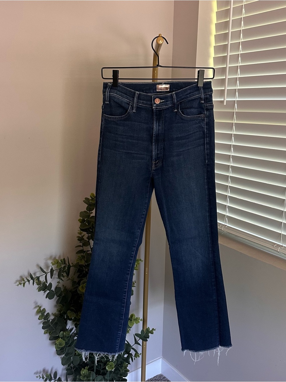 MOTHER The Hustler Ankle Fray
